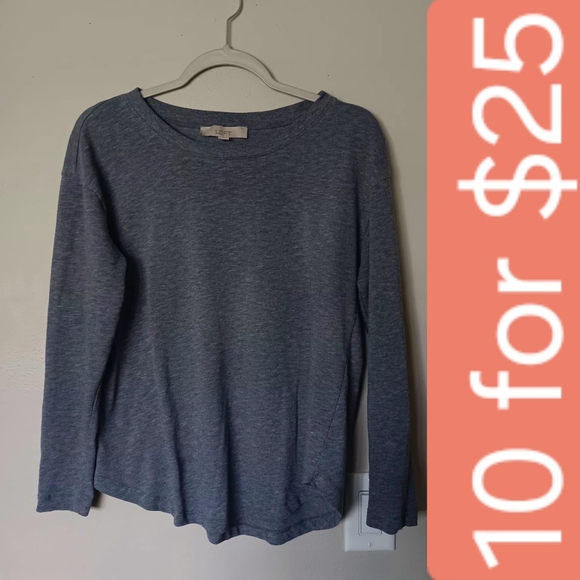 LOFT Sweaters - Loft Women’s Long-Sleeve Crew Neck Sweater - Heather Gray